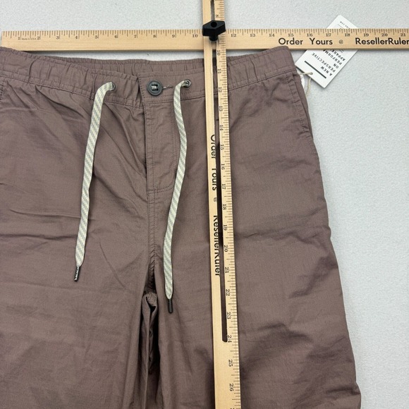 Vuori Women's Organic Stretch Ripstop Wide Leg Pants - Morel Grey - Picture 7 of 10